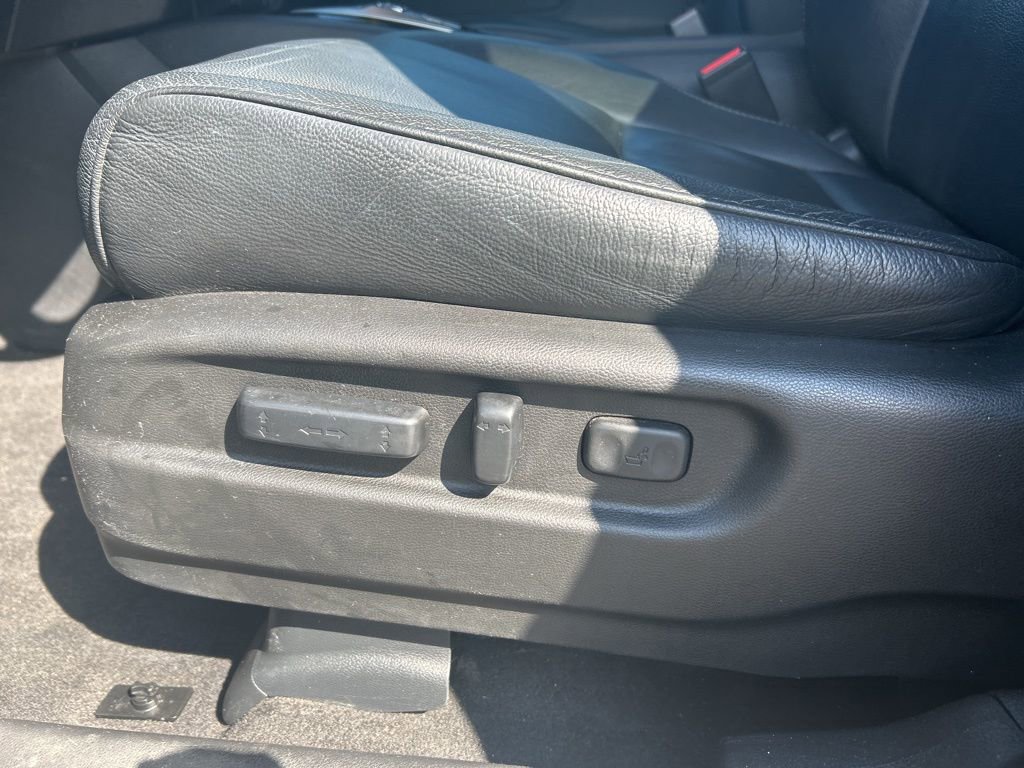 Used 2017 Honda Pilot Touring image 14