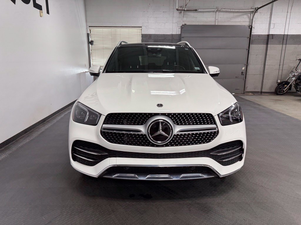 Used 2023 Mercedes-Benz GLE 450 4MATIC w/ AMG Line Exterior image 3