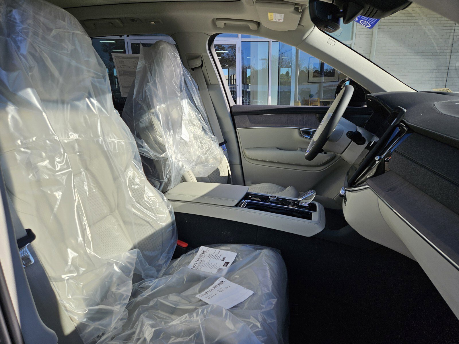 New 2026 Volvo XC90 B6 Ultra w/ Protection Package Premier AWD/4WD image 12