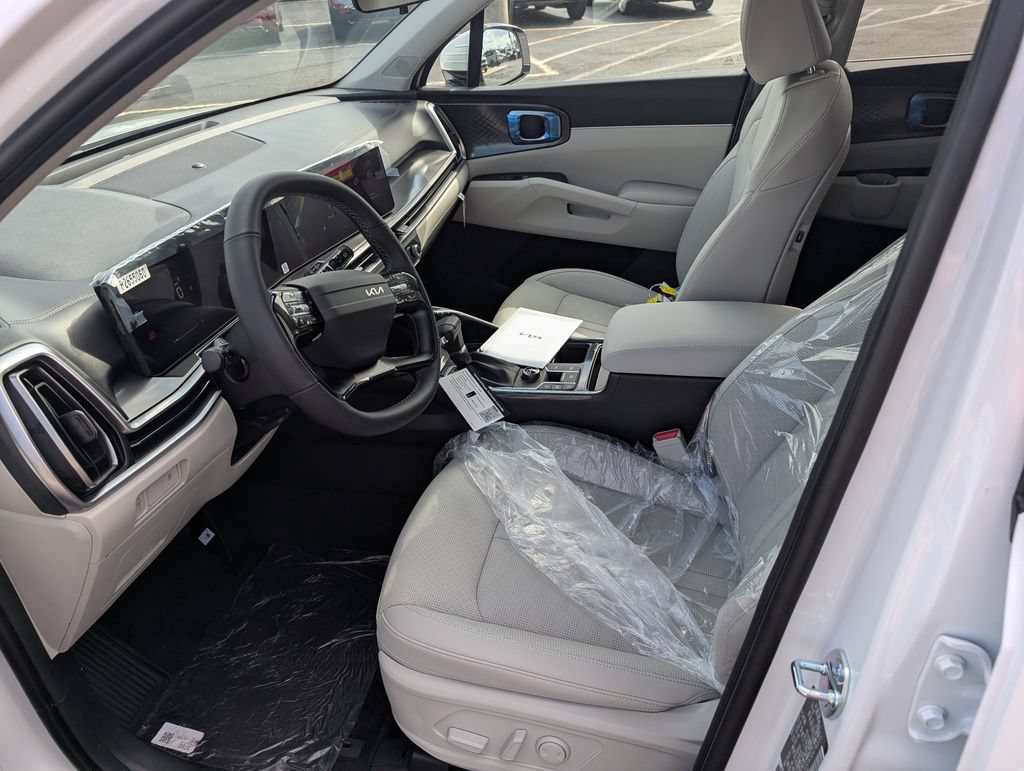 New 2026 Kia Sorento S AWD/4WD image 13