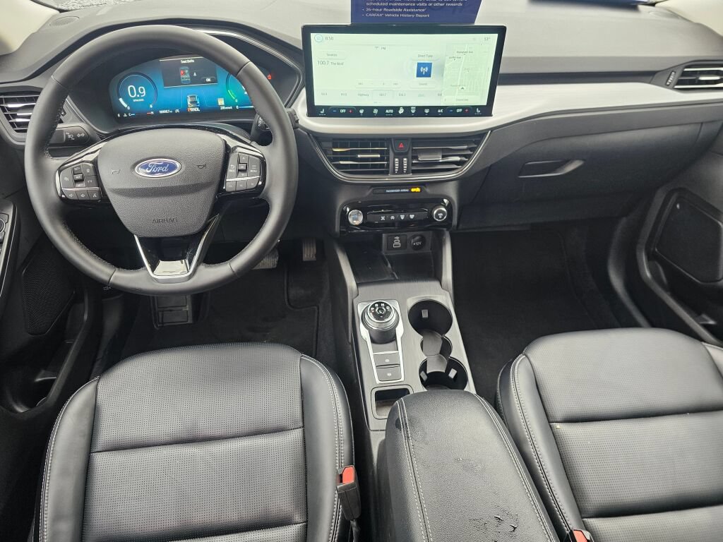 Certified 2025 Ford Escape Platinum AWD/4WD image 15