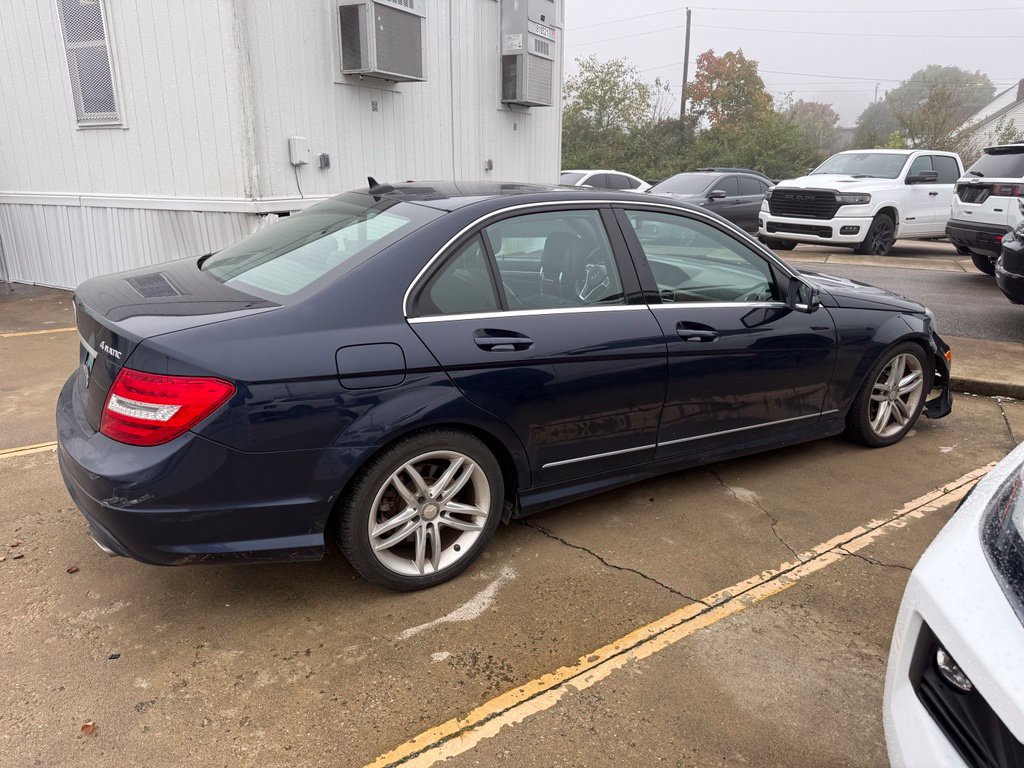 Used 2013 Mercedes-Benz C 300 4MATIC Sedan image 5