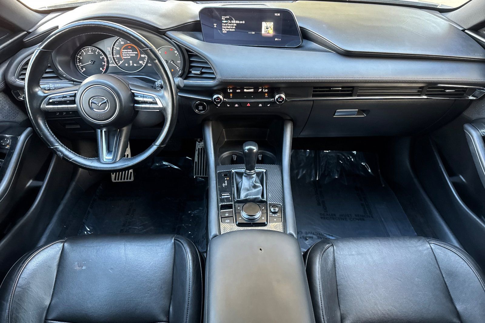 Used 2021 MAZDA MAZDA3 Hatchback w/Premium Plus Pkg image 12