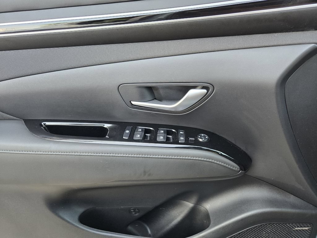 Used 2024 Hyundai Santa Cruz Limited AWD/4WD image 18