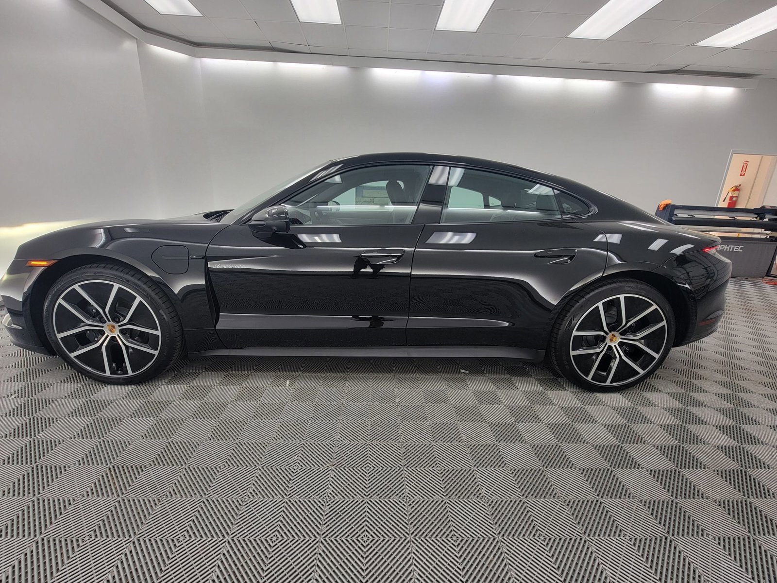 New 2025 Porsche Taycan AWD/4WD image 2