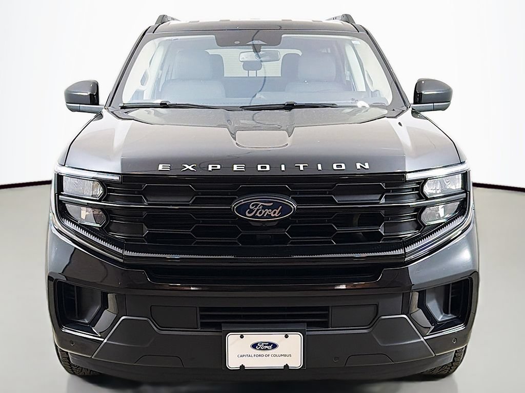 Used 2025 Ford Expedition Max Active AWD/4WD image 13
