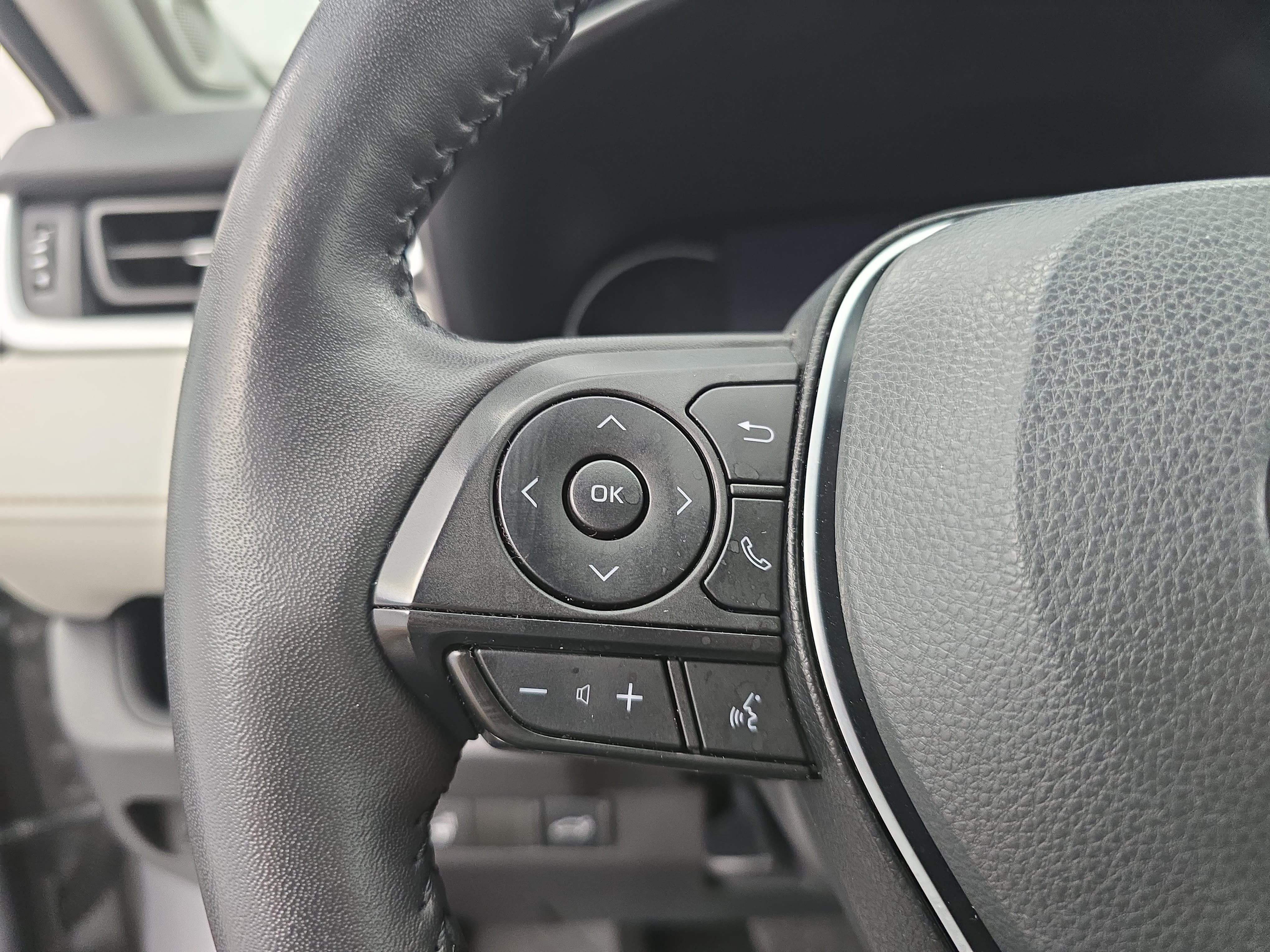 Used 2024 Toyota RAV4 XLE Premium w/ Weather Package FWD image 17