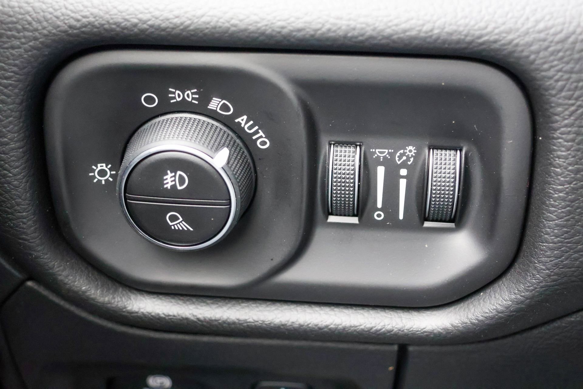 New 2026 RAM 1500 Laramie image 34