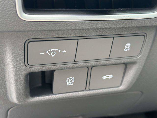 Certified 2024 Hyundai Sonata SEL FWD image 19
