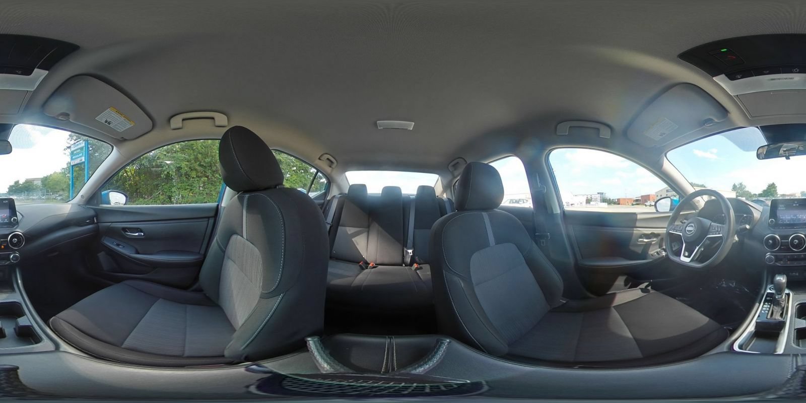 Used 2025 Nissan Sentra SV FWD image 40