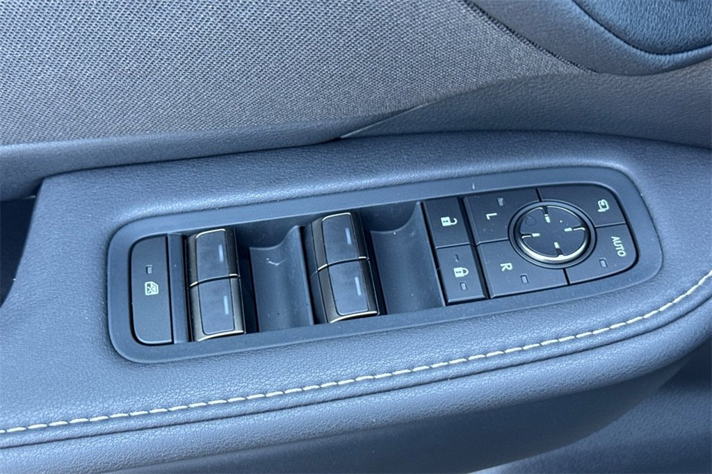 Used 2024 Lexus TX 500h AWD image 12