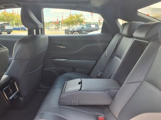 Used 2024 Toyota Crown Limited w/ Advanced Technology Package image 7