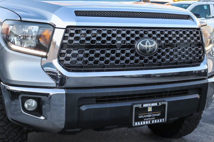 Used 2018 Toyota Tundra SR5 w/ SR5 Upgrade Package RWD image 9