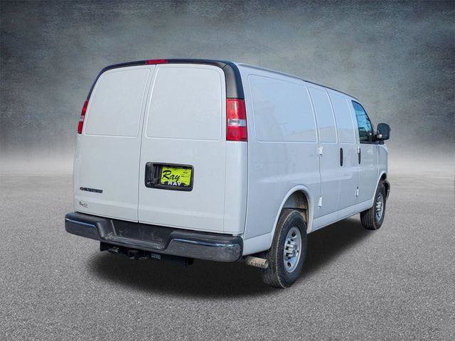 New 2026 Chevrolet Express 2500 w/ Driver Convenience Package RWD image 4