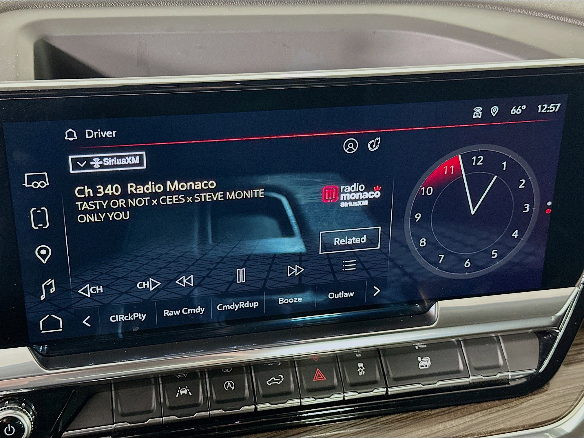 Used 2023 GMC Sierra 1500 Elevation image 21