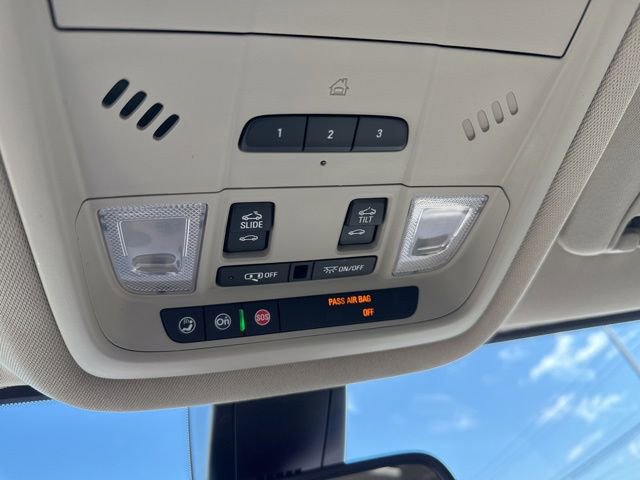 Used 2019 GMC Acadia Denali w/ Technology Package FWD image 30