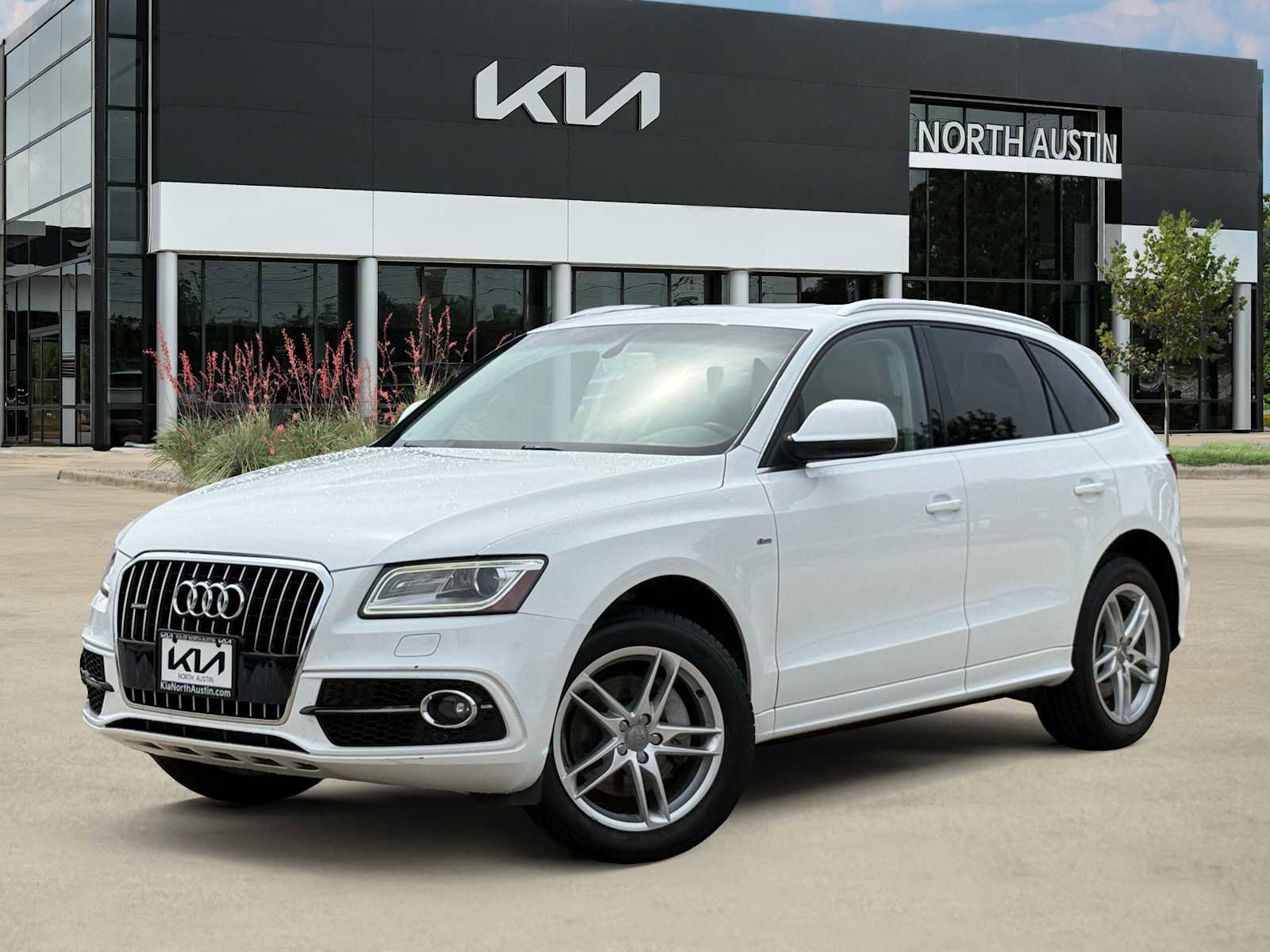 Used 2013 Audi Q5 3.0T Prestige