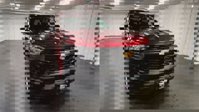 Certified 2023 Chevrolet Colorado W/T image 3