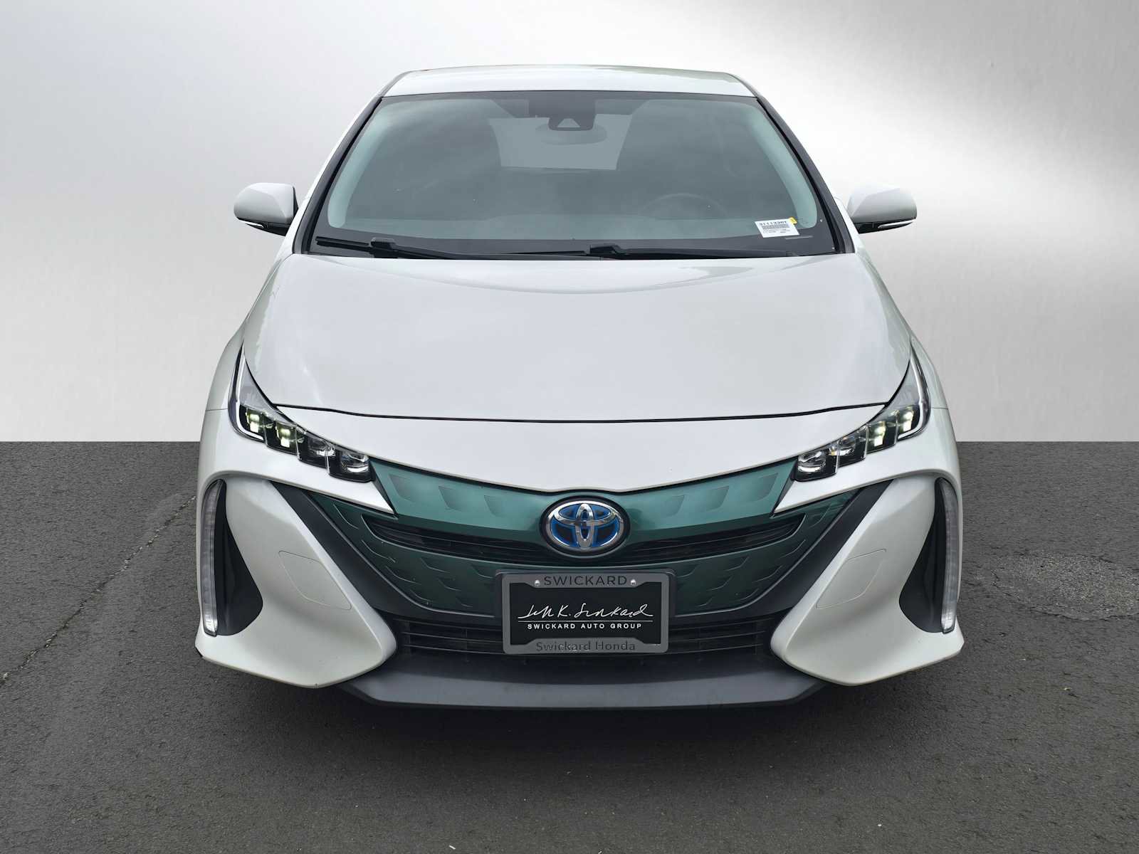 Used 2019 Toyota Prius Prime Premium FWD image 8