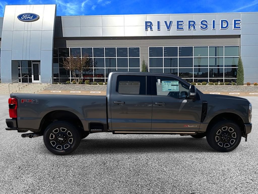 New 2026 Ford F250 Platinum image 3