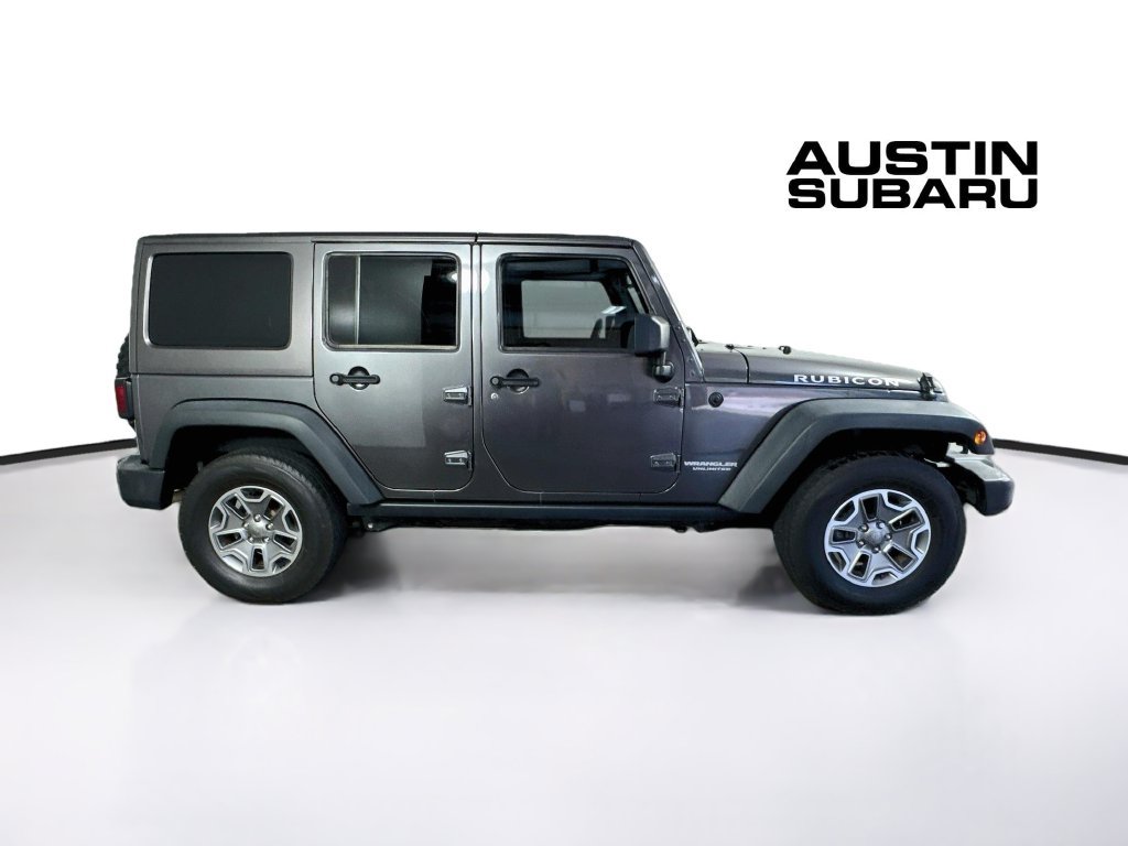 Used 2017 Jeep Wrangler Unlimited Rubicon w/ Connectivity Group AWD/4WD image 8