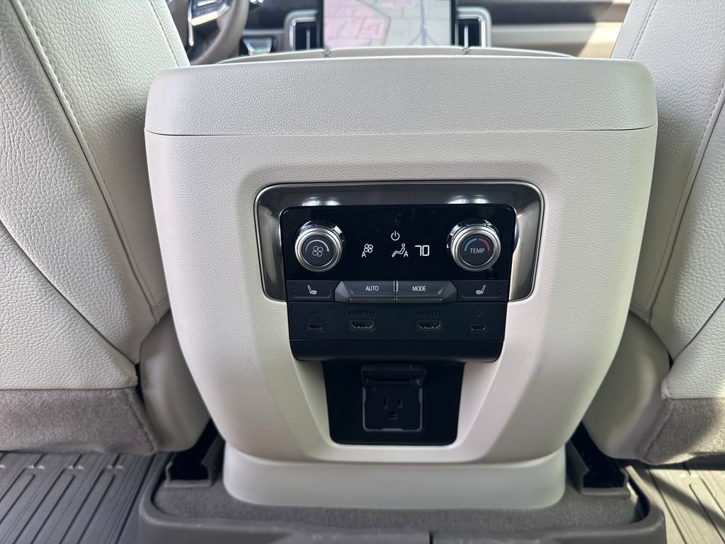 New 2026 GMC Yukon XL Denali AWD/4WD image 43