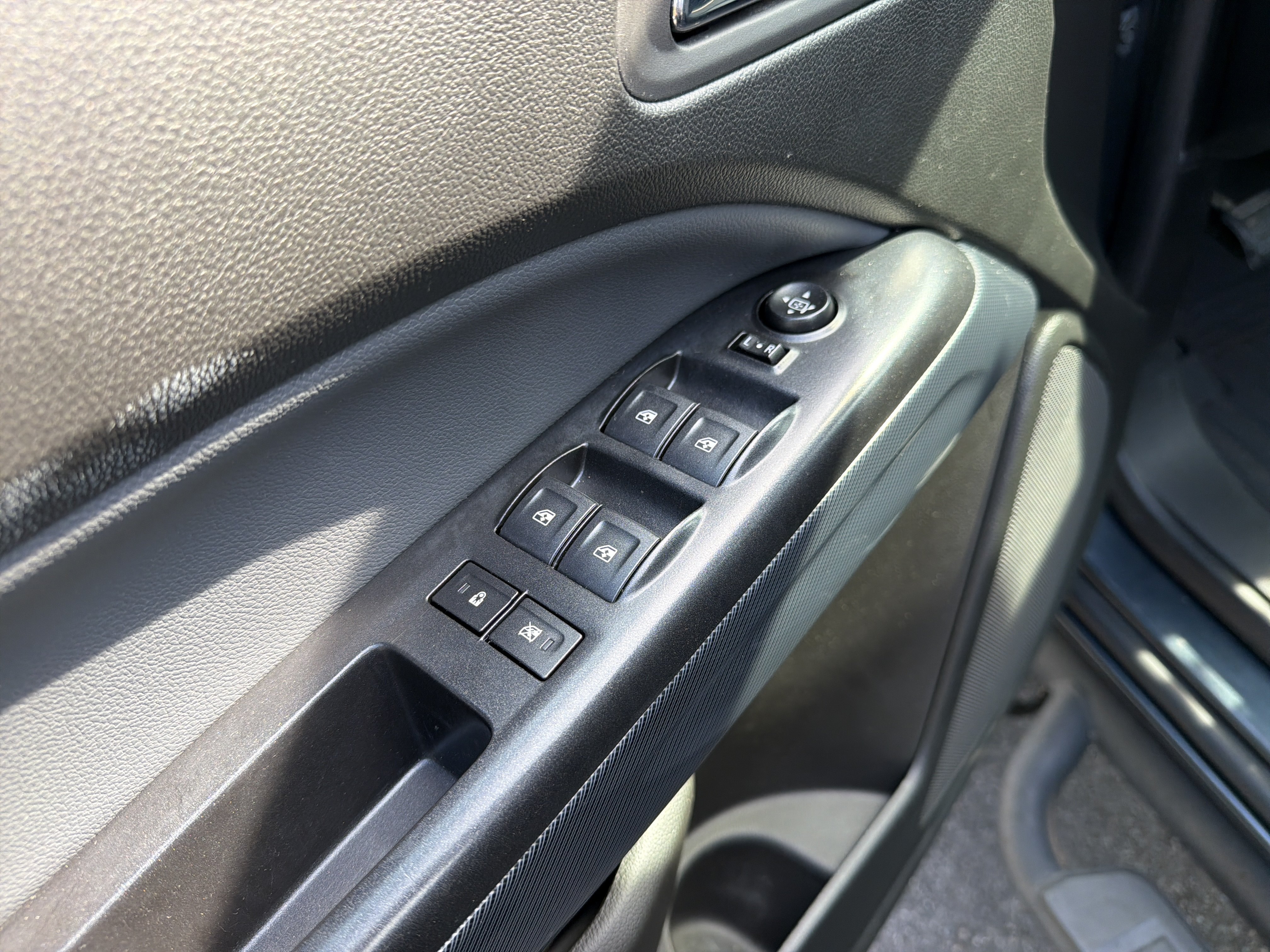 Used 2020 Chevrolet Colorado Z71 AWD/4WD image 15