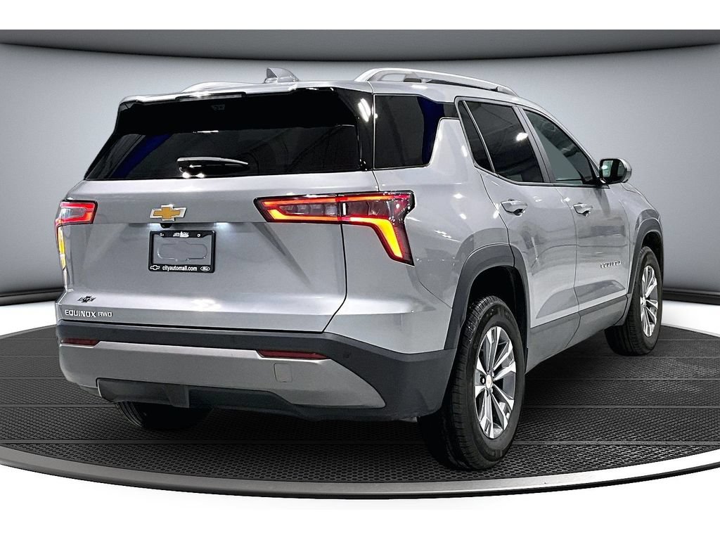 Used 2025 Chevrolet Equinox LT w/ Convenience Package II AWD/4WD image 15