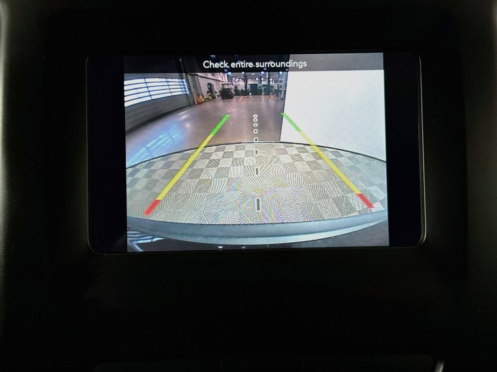 Used 2019 Jeep Cherokee Latitude w/ Popular Appearance Group FWD image 13