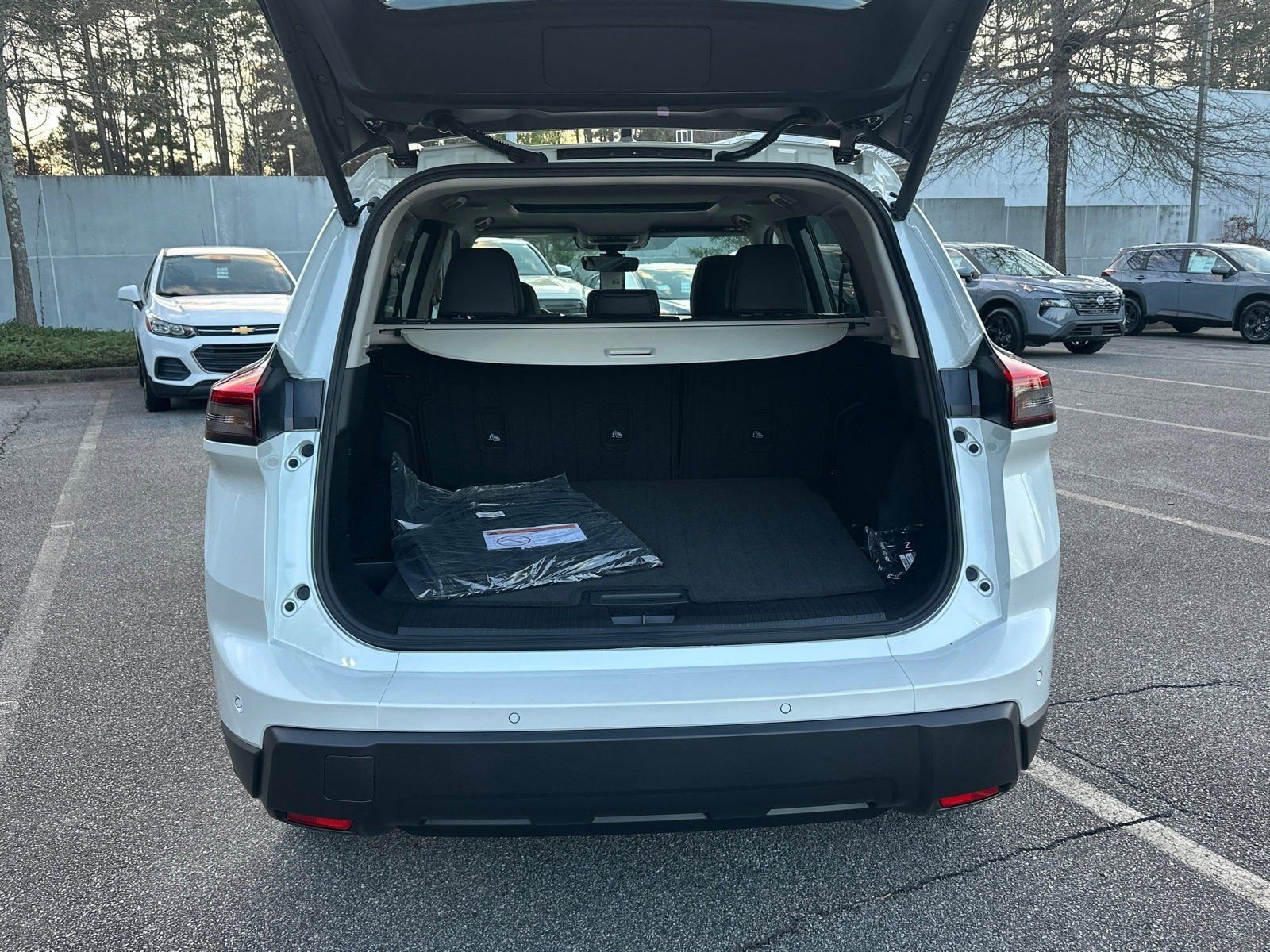 New 2026 Nissan Rogue SV image 18