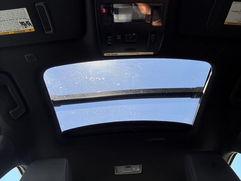 Used 2023 Lexus UX 250h AWD w/ Accessory Package (Z2) image 44