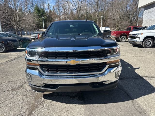 Used 2018 Chevrolet Silverado 1500 LT w/ All Star Edition AWD/4WD image 8