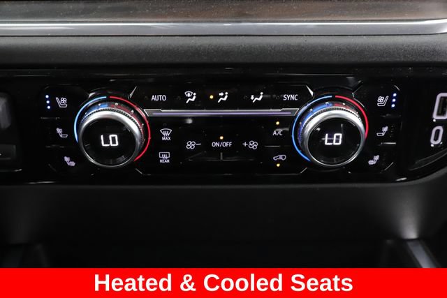 Used 2023 GMC Sierra 1500 SLT AWD/4WD image 4
