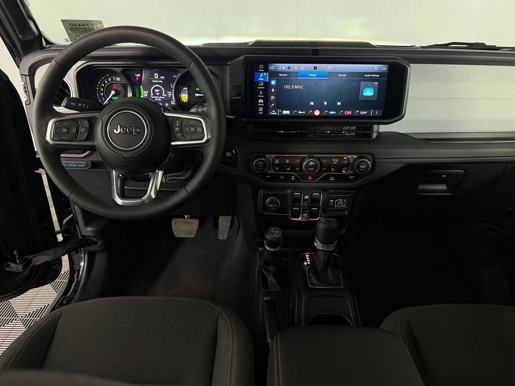 Certified 2025 Jeep Wrangler Unlimited Sahara AWD/4WD image 14