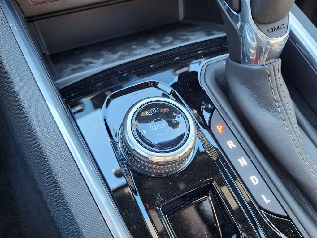 New 2026 GMC Canyon Elevation w/ Convenience Package image 32