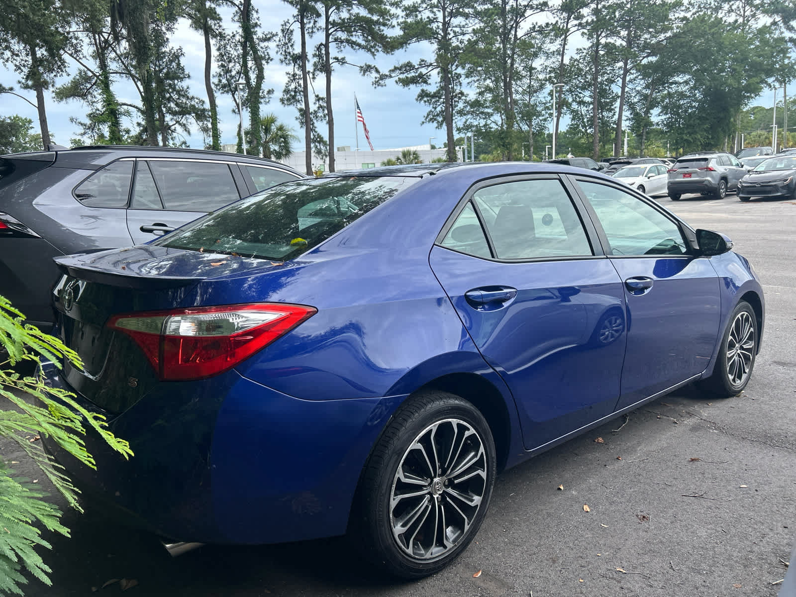 Used 2015 Toyota Corolla S FWD image 5