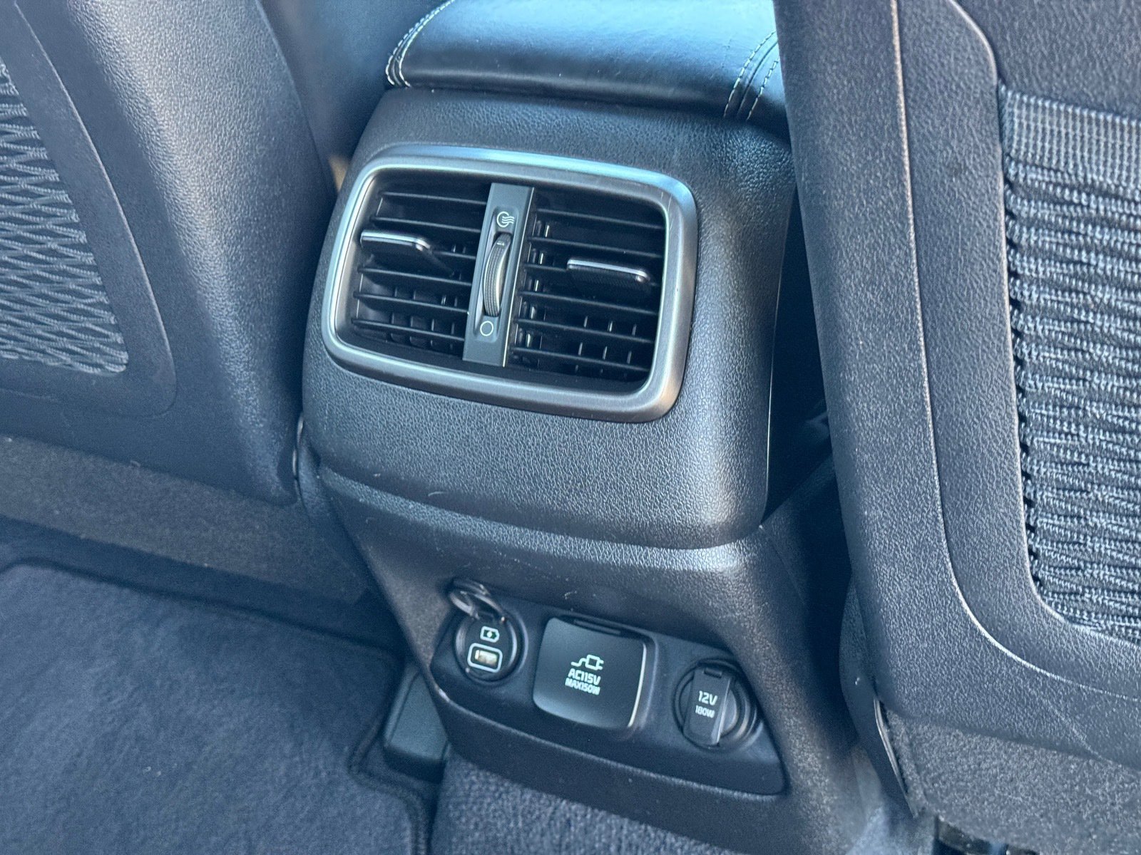 Used 2016 Kia Sorento SX w/ SXL Technology Package image 14