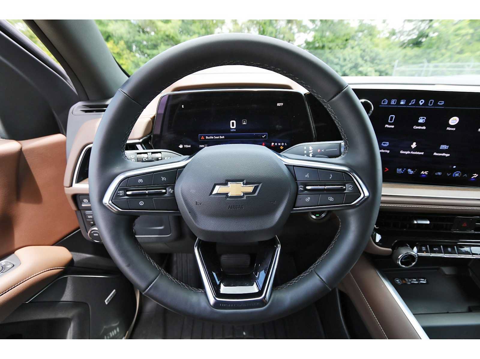 Used 2025 Chevrolet Tahoe High Country AWD/4WD image 15