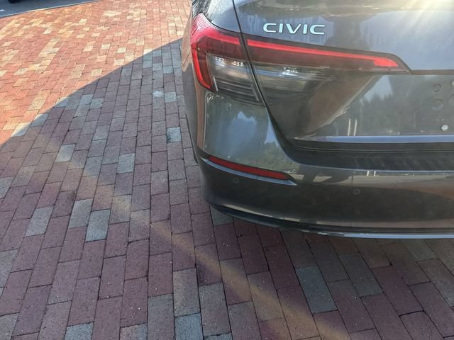 Used 2022 Honda Civic Touring image 8