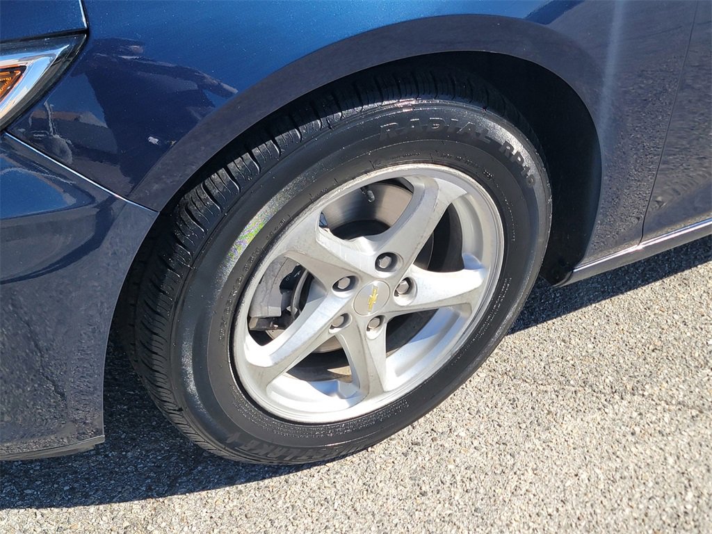 Used 2020 Chevrolet Malibu LT image 11