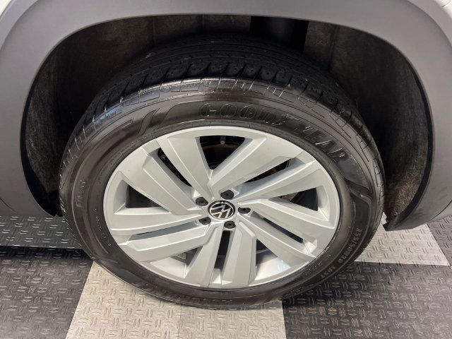 Certified 2023 Volkswagen Atlas Cross Sport SE FWD image 16
