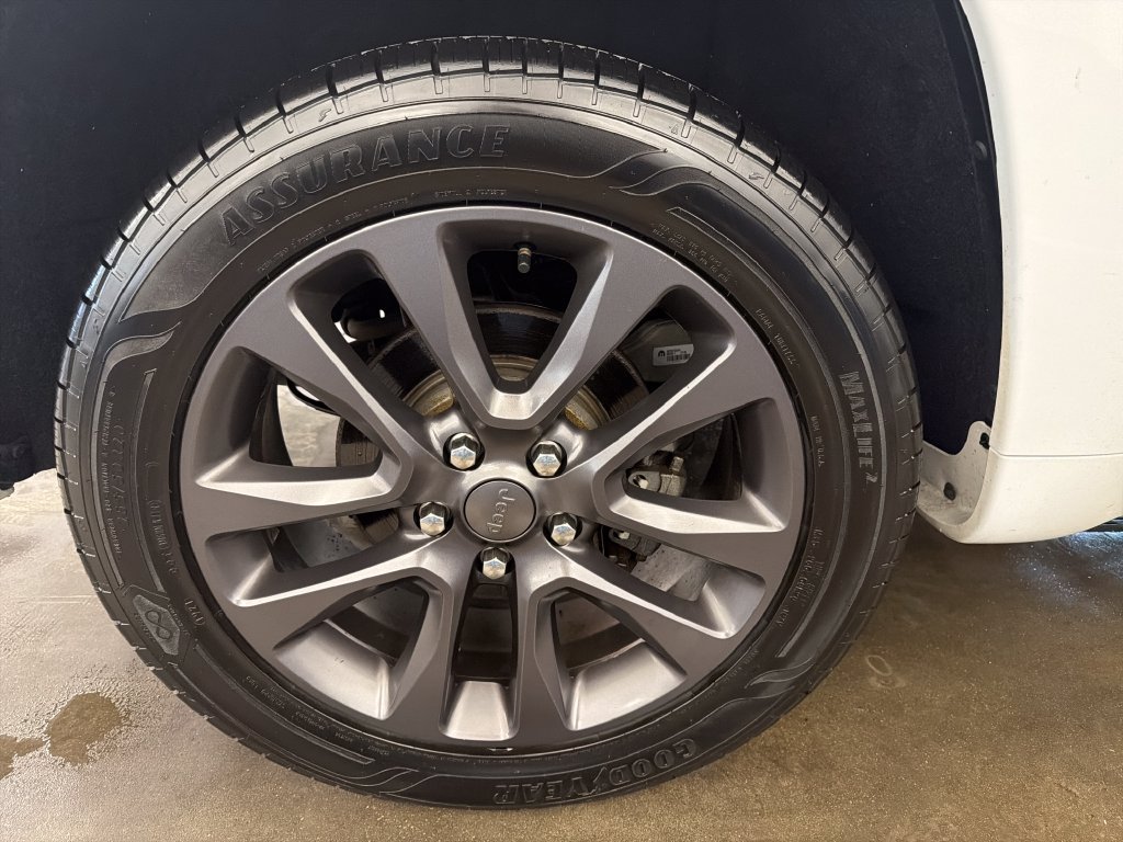 Used 2019 Jeep Grand Cherokee High Altitude AWD/4WD image 21