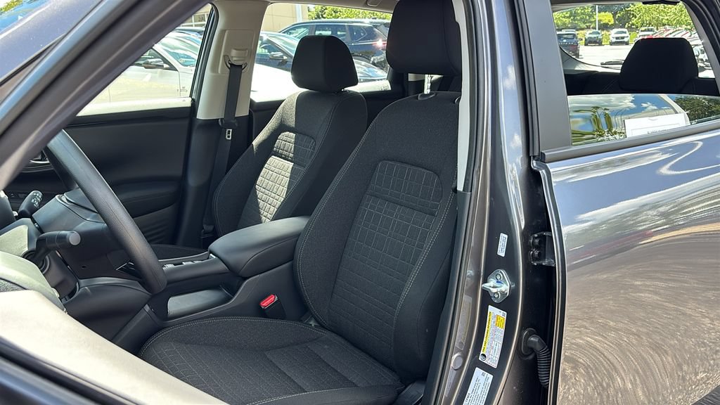 Certified 2025 Honda HR-V LX image 10