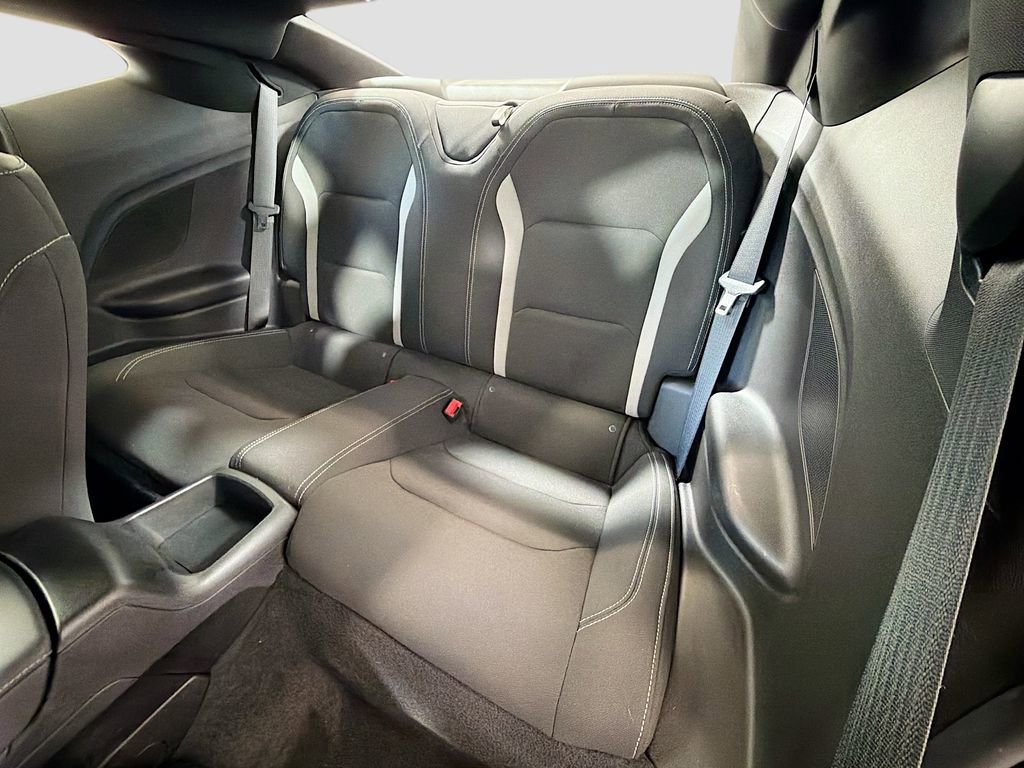 Used 2019 Chevrolet Camaro SS image 21