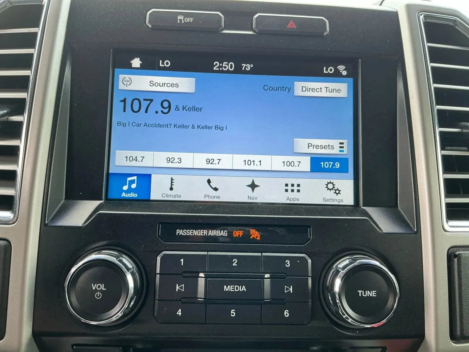 Used 2016 Ford F150 Lariat w/ Equipment Group 501A Mid image 26