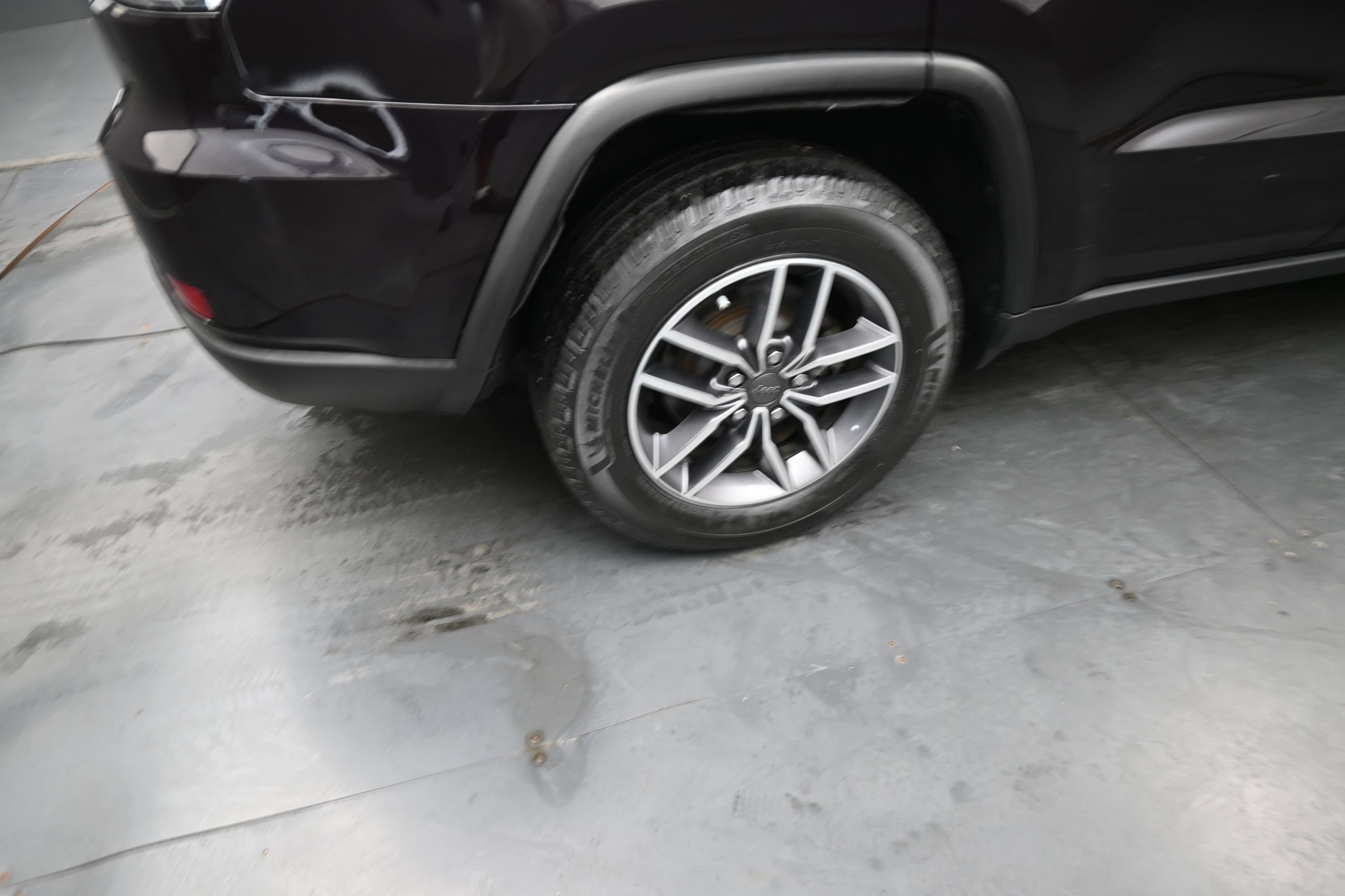 Used 2019 Jeep Grand Cherokee Limited RWD image 9