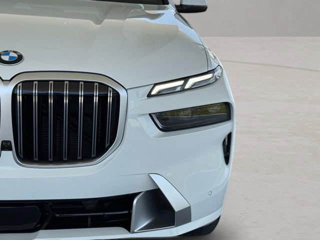 Certified 2026 BMW X7 xDrive40i image 4