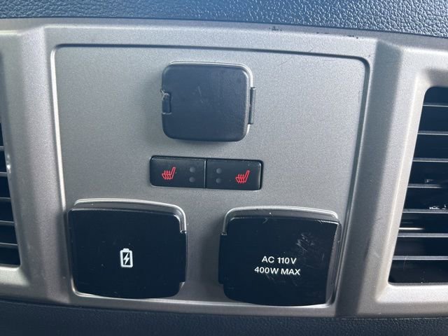 Used 2022 Ford F250 Lariat w/ Black Appearance Package image 14