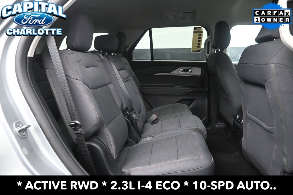 Used 2025 Ford Explorer Active RWD image 13