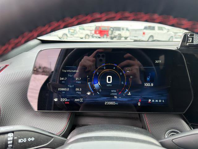 Used 2025 Chevrolet Equinox RS w/ Safety and Technology Package image 10